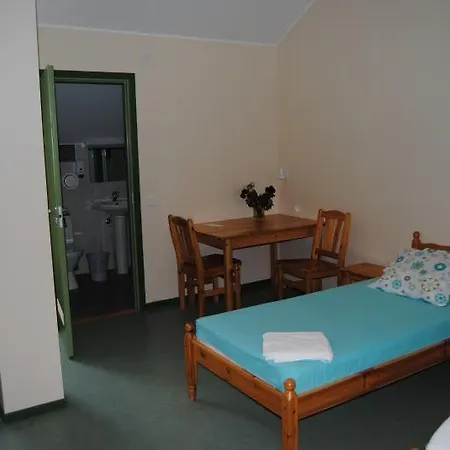Hostal Maidla Hostel *
